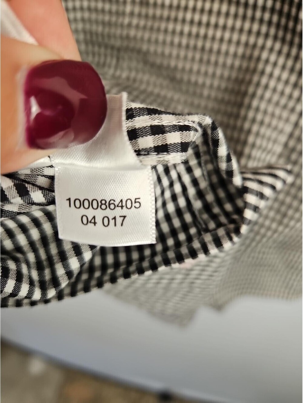 Brooks Brothers Petite 8P Gingham Blouse Black White Peter Pan Collar Stretch - Picture 9 of 9